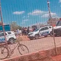 Criança e adulto são baleados em bar na zona leste de Teresina