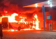 Incêndio deixa ônibus completamente destruído na cidade de Porto no norte do Piauí