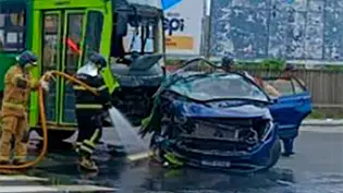 Três pessoas ficam feridas após acidente em cruzamento na zona Norte de Teresina