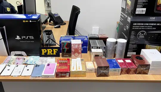 PRF intercepta carga com produtos contrabandeados na BR-316 em Picos