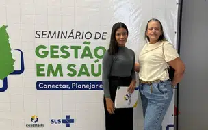 Secretária de Coivaras participa de seminário do Cosems-PI sobre gestão em saúde