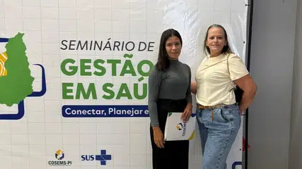 Secretária de Coivaras participa de seminário do Cosems-PI sobre gestão em saúde