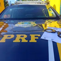 PRF cumpre mandado de prisão por estelionato durante fiscalização na BR-316, em Teresina