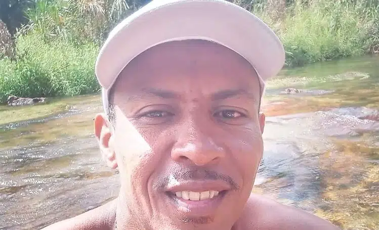 Homem mata pintor após descobrir que a vítima era o verdadeiro pai de seu filho em Teresina