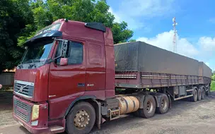 PRF flagra veículo de carga de quase 100 toneladas e diversas irregularidades em Picos