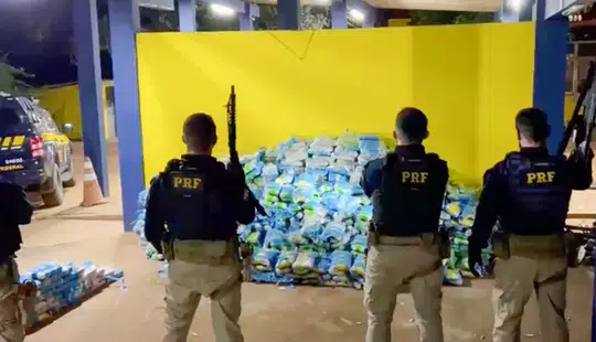 PRF apreende mais de 1,4 tonelada de drogas em fiscalização na BR-316, em Geminiano
