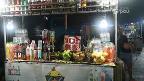 Famílias de cidades vizinhas também aproveitaram o evento para gerar renda durante a festa