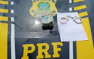 PRF prende homem com mandado por latrocínio durante fiscalização em Teresina
