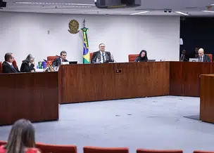 STF impõe proibição de execução compulsória como punição para juízes
