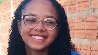 Adolescente desaparece na zona Norte de Teresina e família busca ajuda para encontrá-la