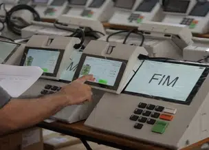 TRE-PI conclui testes de urnas eletrônicas no 17º Simulado Nacional