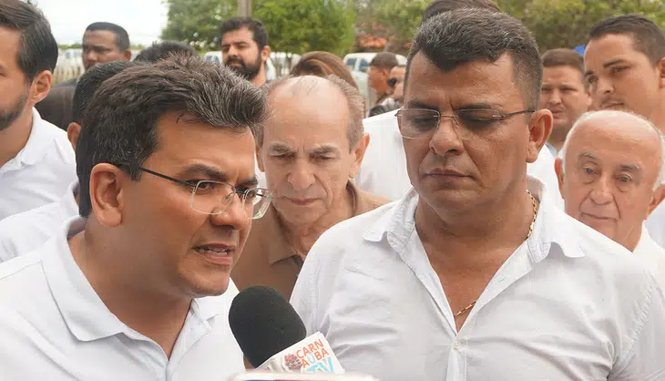 Governador em entrevista em Coivaras ao Lado de João Mourão