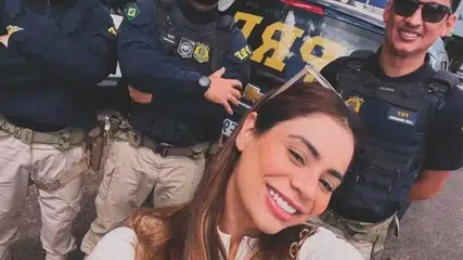 Cantora elogia atuação da PRF no Piauí após receber ajuda em rodovia