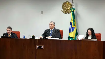 STF condena Eduardo Bolsonaro a quatro anos e dois meses de prisão pelo crime de coação