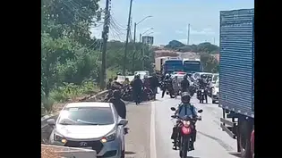 Motorista fica preso às ferragens após acidente na Ponte Tancredo Neves em Teresina