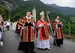 Vaticano decreta excomunhão de seis bispos ligados à Fraternidade São Pio X