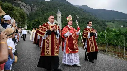 Vaticano decreta excomunhão de seis bispos ligados à Fraternidade São Pio X