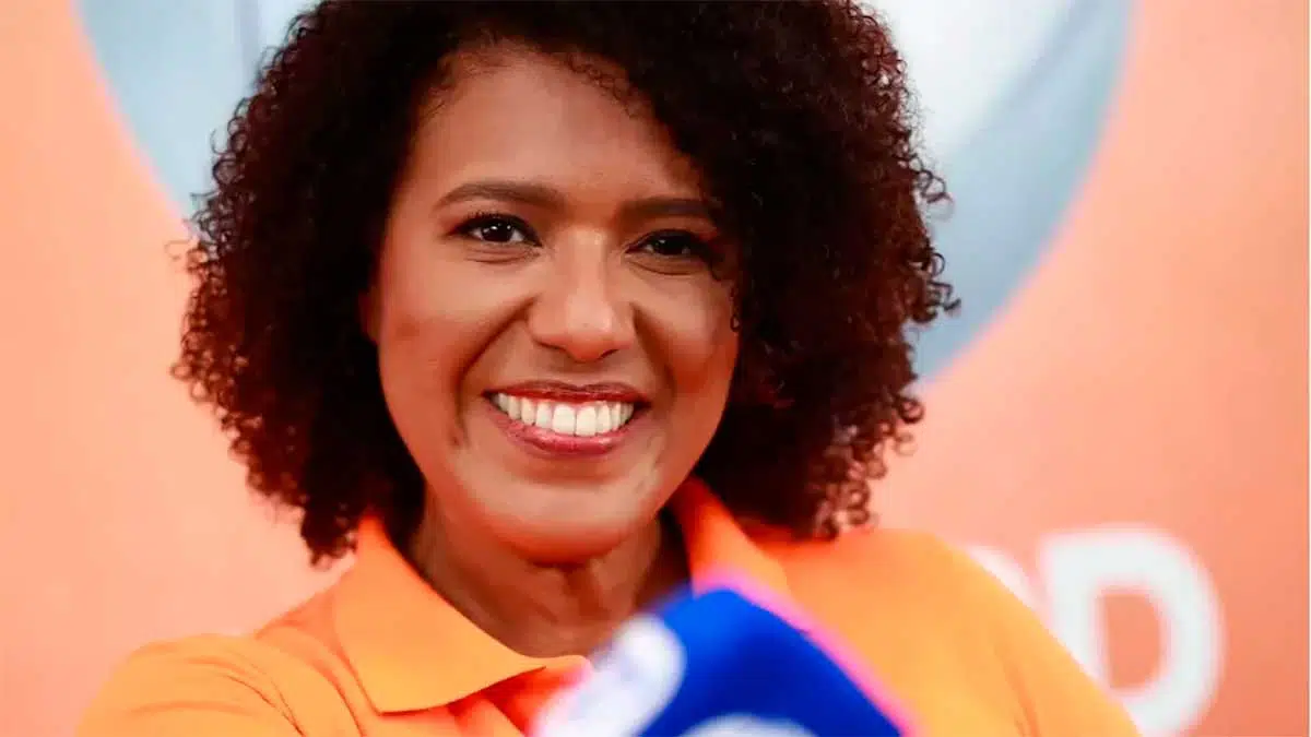 jornalista Érika Leal