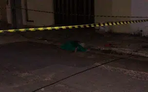 Morador de rua é encontrado morto em rua no Centro de Teresina