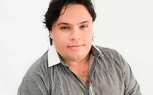 Morre Neto Araújo, ex-vocalista da banda Cavaleiros do Forró, aos 42 anos