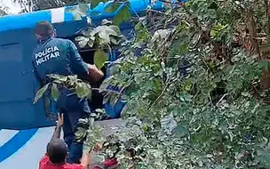 Acidente em trecho da BR-343 entre Altos e Campo Maior deixa passageiros de ônibus feridos