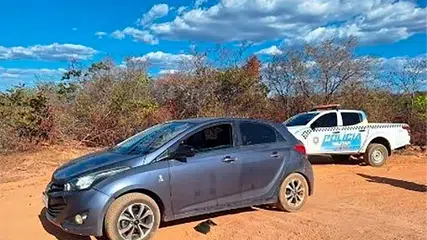 Corpo com marcas de tiros é encontrado dentro de carro em Parnaguá