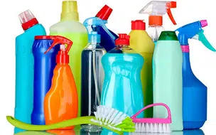 Anvisa proíbe 12 produtos de limpeza de origem desconhecida; Confira Lista