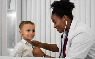 Pediatra alerta para cuidados que fazem diferença no desenvolvimento das crianças