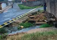 Defesa Civil interdita trecho com risco para a população na zona Sul