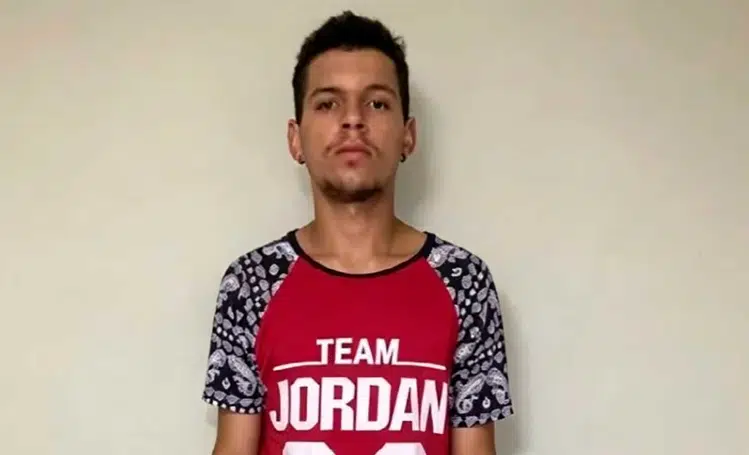Jovem é morto a tiros após ter casa invadida em Oeiras